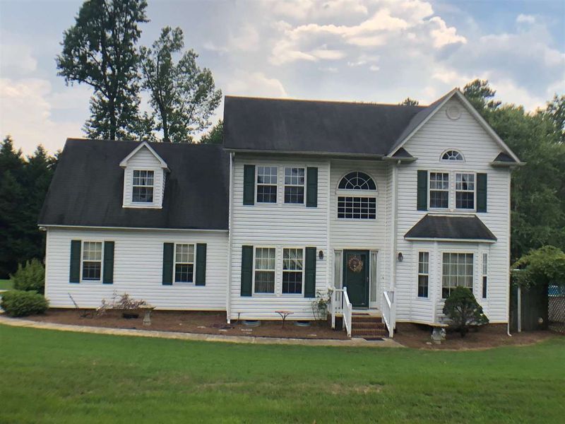 112 Leach Dr, Garner, NC 27529