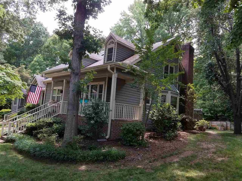 112 Loch Bend Ln, Cary, NC 27518
