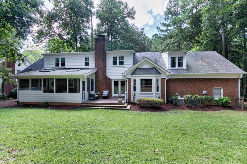 112 Loch Haven Ln, Cary, NC 27518