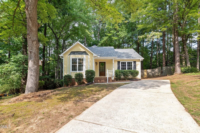 112 Marshfield Pl, Cary, NC 27513