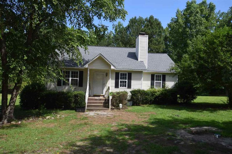 112 Mary Michael Ln, Benson, NC 27504