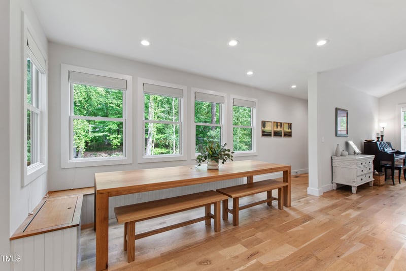 112 Meadowbrook Dr, Chapel Hill, NC 27514