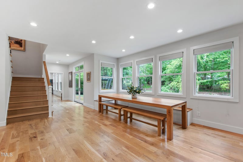 112 Meadowbrook Dr, Chapel Hill, NC 27514