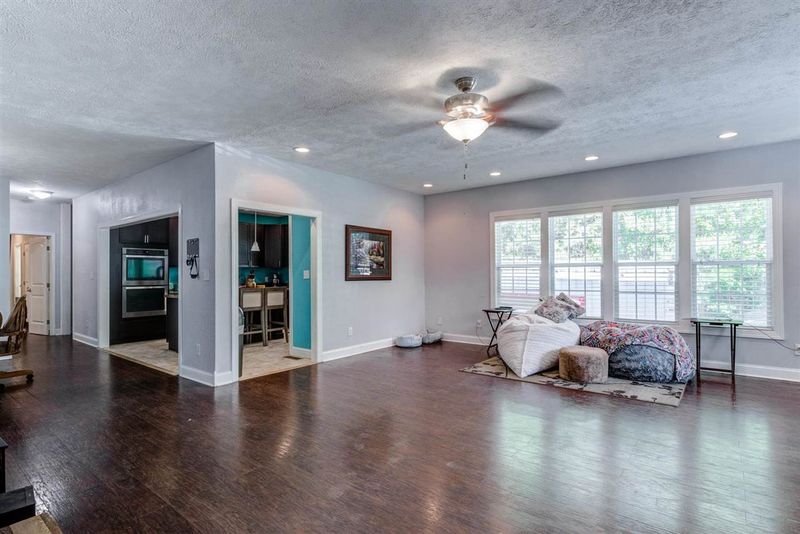 112 Mohave Dr, Louisburg, NC 27549