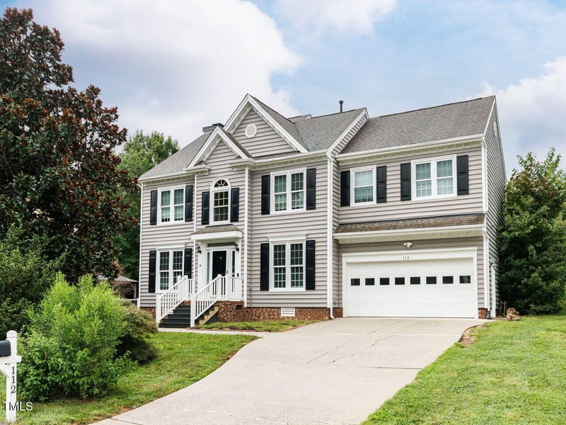 112 Muir Woods Dr, Cary, NC 27513