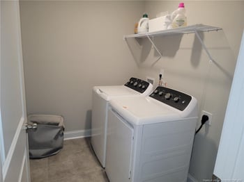 112 Nairn St, Fayetteville, NC 28311