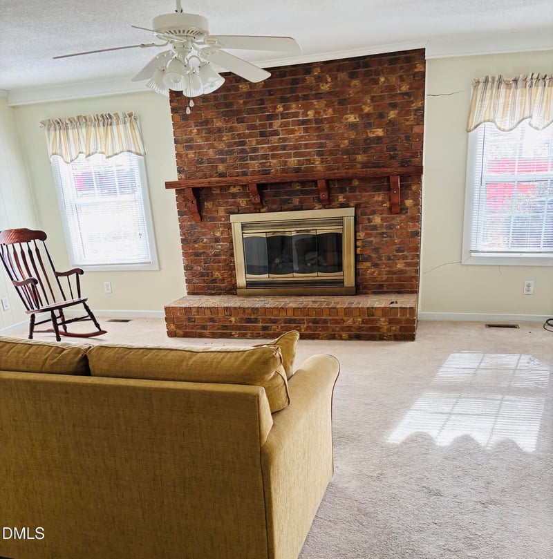 112 Nassau St, Youngsville, NC 27596