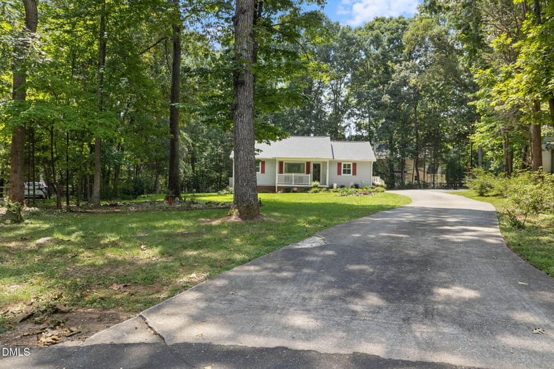 112 Nut Bush Ct, Hillsborough, NC 27278