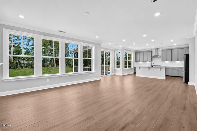112 Ocean Mist Ln, Holly Springs, NC 27540