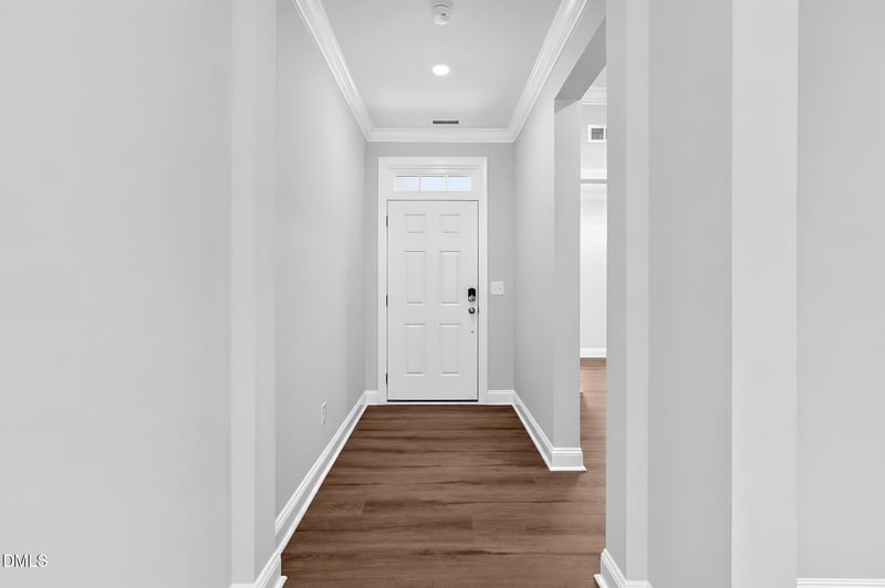 112 Ocean Mist Ln, Holly Springs, NC 27540