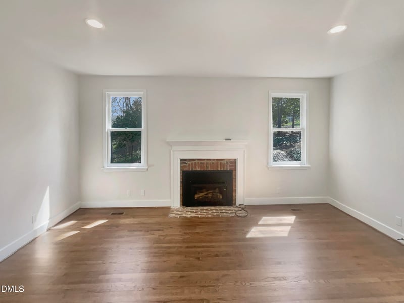 112 Old Bridge Ln, Chapel Hill, NC 27517