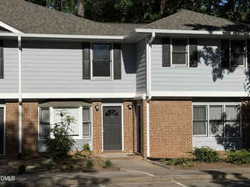 112 Old Cooper Sq #4, Chapel Hill, NC 27517