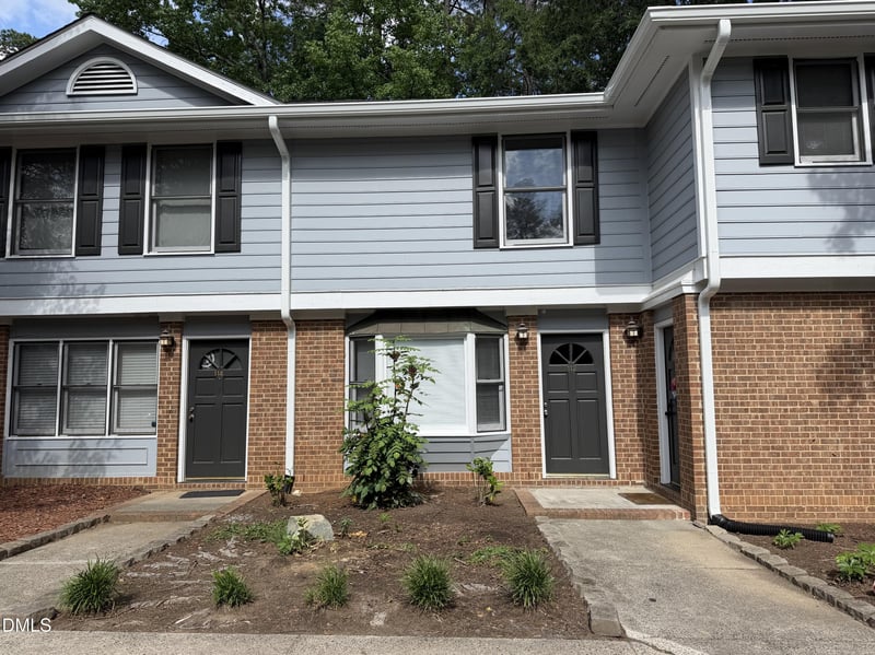 112 Old Cooper Sq #4, Chapel Hill, NC 27517