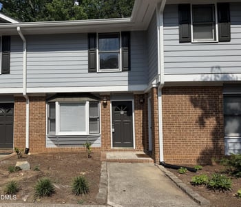 112 Old Cooper Sq #N4, Chapel Hill, NC 27517