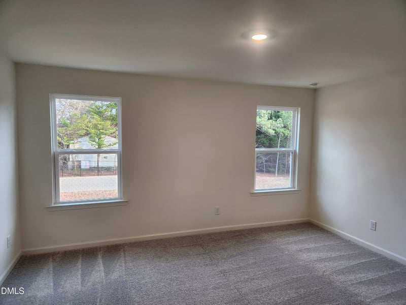 112 Parker Ln, Mebane, NC 27302