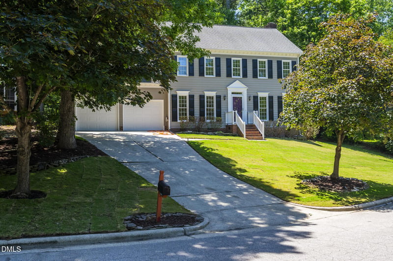 112 Parkmeadow Dr, Cary, NC 27519