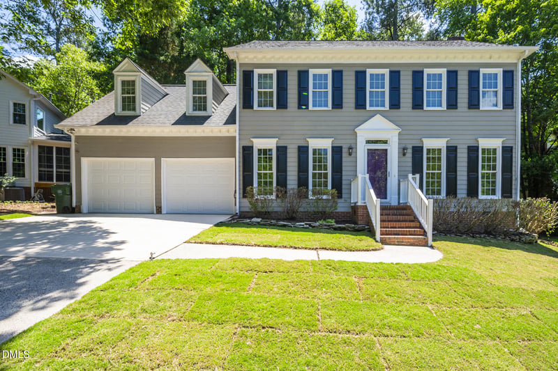 112 Parkmeadow Dr, Cary, NC 27519
