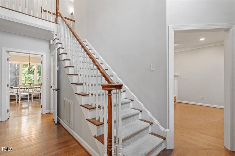 112 Parkspring Ct, Cary, NC 27519