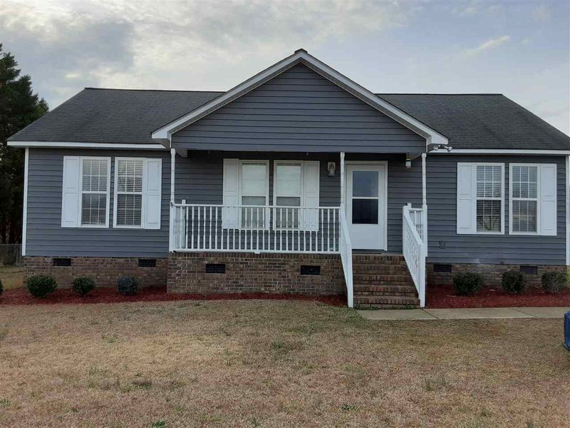 112 Patricia Dr, Smithfield, NC 27577