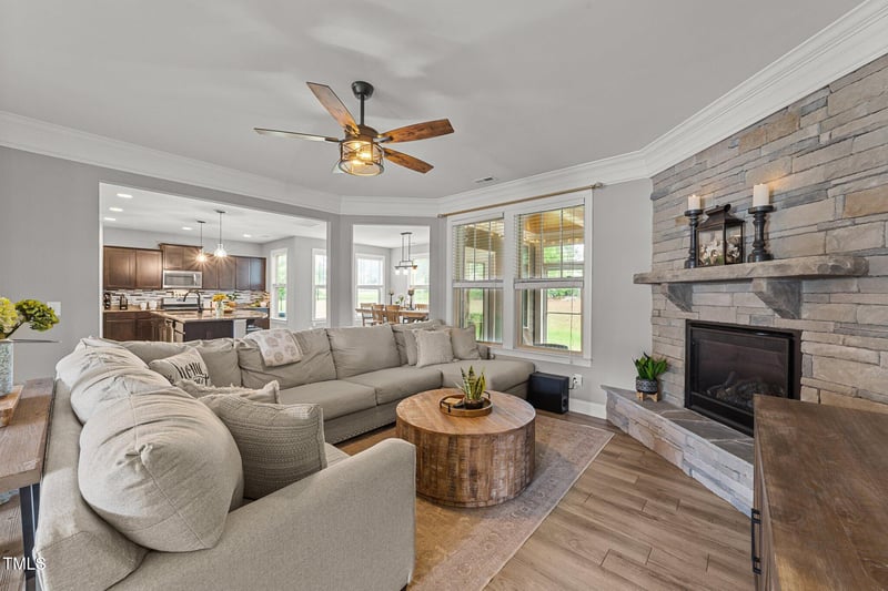 112 Pearsall Farm Ln, Clayton, NC 27527