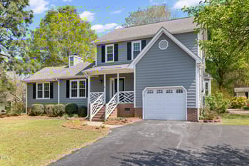 112 Pebble Dr, Clayton, NC 27520