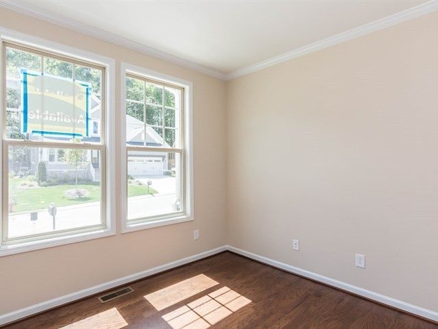 112 Plano Dr, Durham, NC 27703