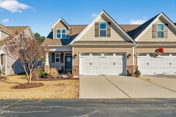 112 Radcliffe Ct, Clayton, NC 27527