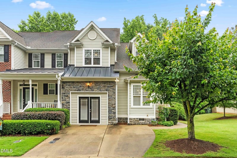 112 River Dell Townes Ave, Clayton, NC 27527
