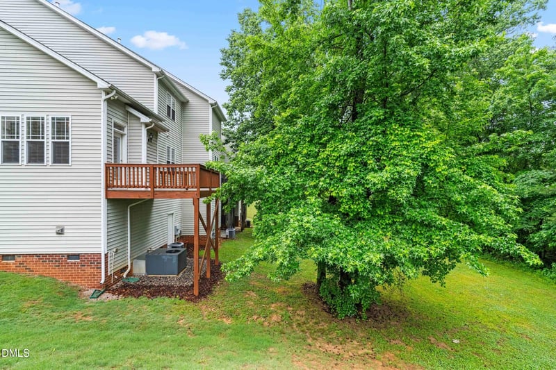 112 River Dell Townes Ave, Clayton, NC 27527