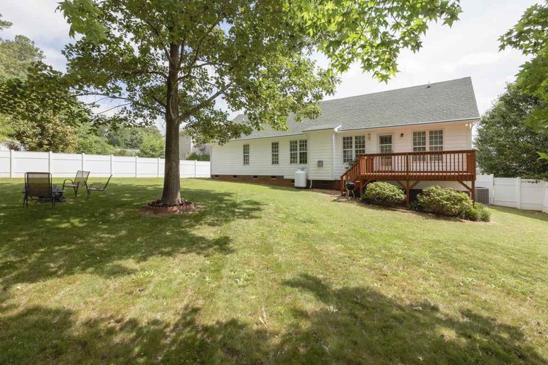 112 Rock Fish Ln, Garner, NC 27529