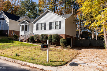 112 Rock Pointe Ln, Cary, NC 27513