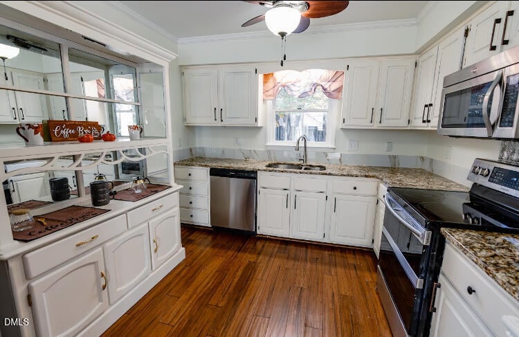 112 Rock Pointe Ln, Cary, NC 27513