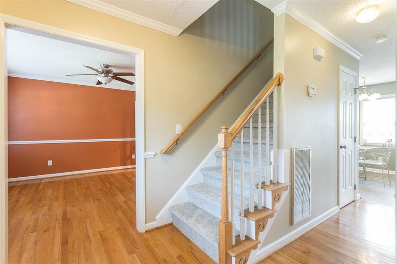 112 Roscommon Ln, Clayton, NC 27520