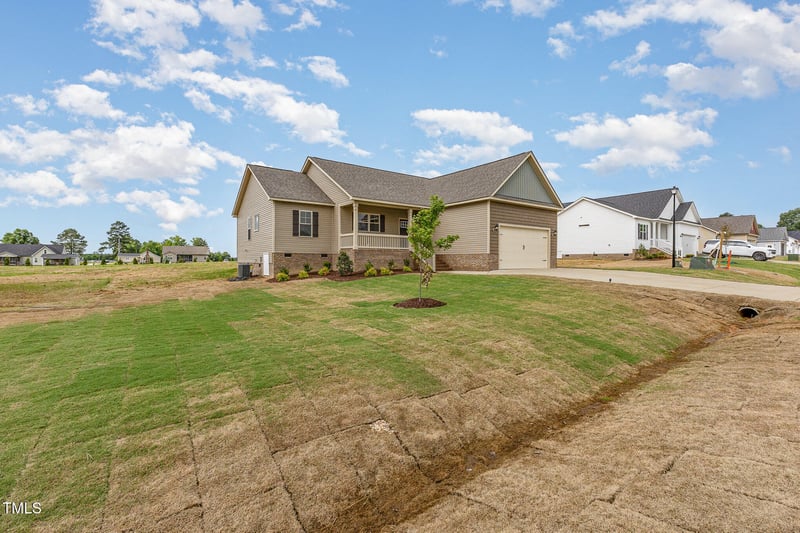 112 Royal Ave, Selma, NC 27576