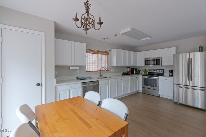 112 Sanchez Ct, Holly Springs, NC 27540