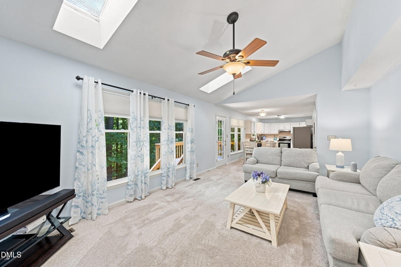 112 Sequoia Ct, Cary, NC 27513