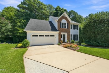 112 Sequoia Ct, Cary, NC 27513