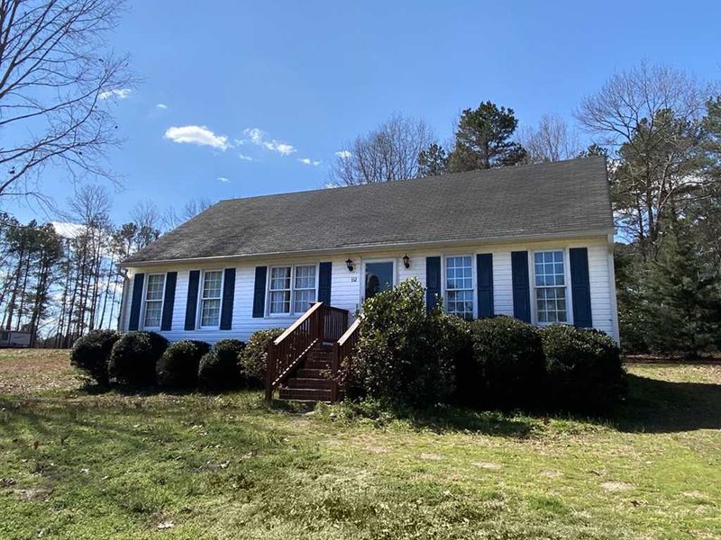 112 Shawnee Dr, Louisburg, NC 27549