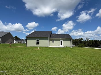 112 Shiloh Dr, Lillington, NC 27546