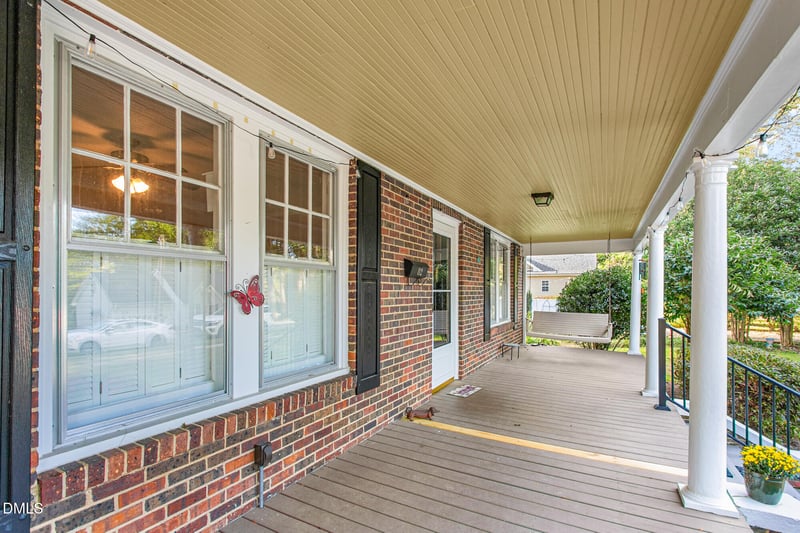 112 Sixth St, Mebane, NC 27302