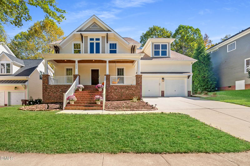 112 Skygrove Dr, Holly Springs, NC 27540