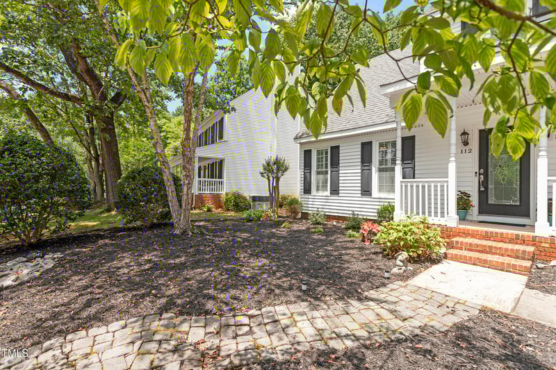 112 Skyhawk Dr, Cary, NC 27519
