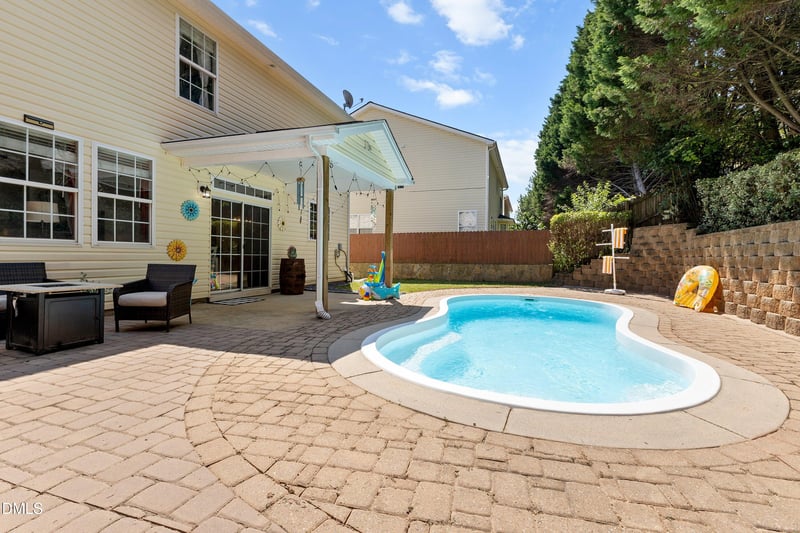 112 Smart Ct, Clayton, NC 27520