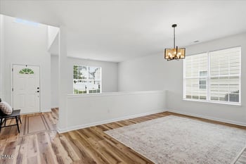 112 Smith Rock Dr, Holly Springs, NC 27540