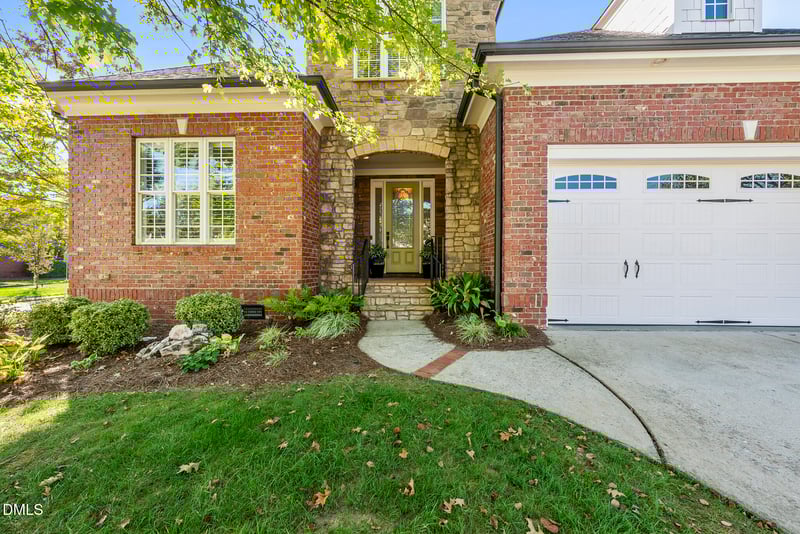 112 Sonoma Valley Dr, Cary, NC 27518