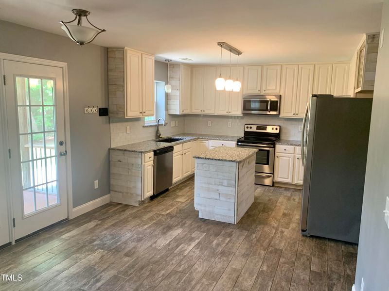112 Spring Dove Ln, Apex, NC 27539
