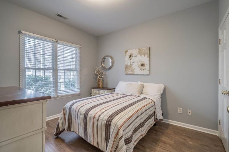 112 Springfork Dr, Cary, NC 27513