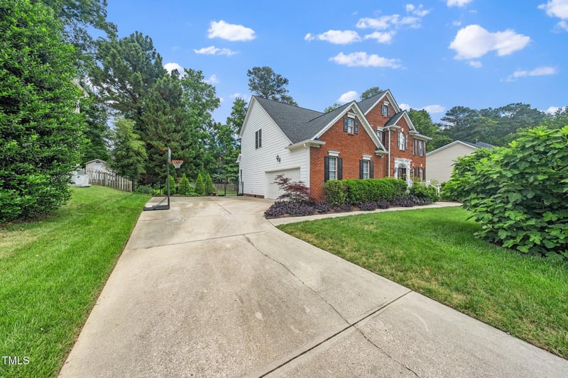 112 Sterling Ridge Way, Cary, NC 27519