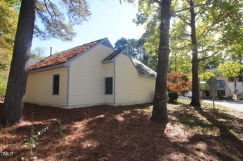 112 Sterlingdaire Dr, Cary, NC 27511