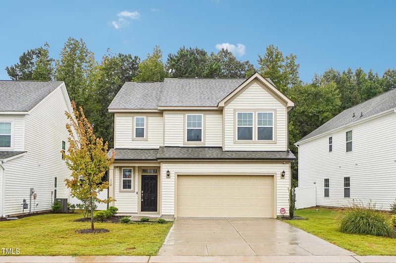 112 Still Hand Dr, Clayton, NC 27527